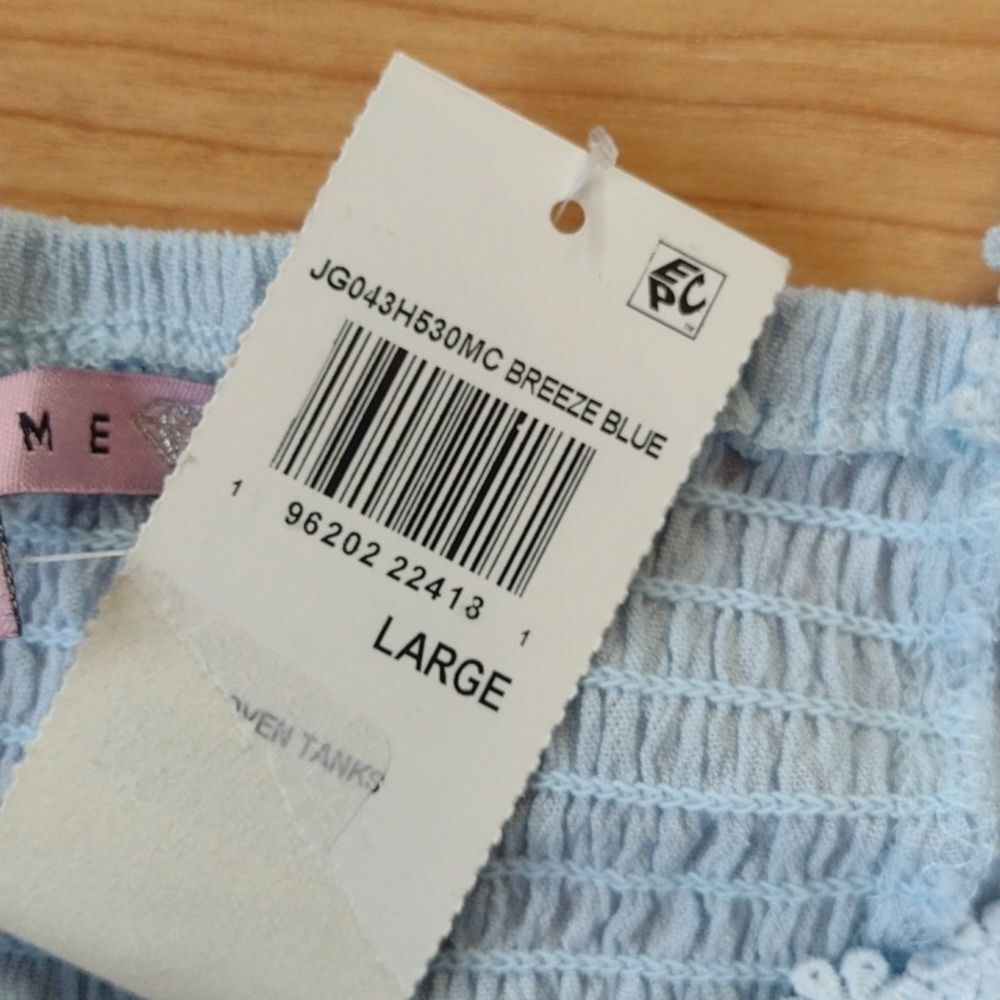 Crave Fame Light Blue Daisy Crop Tank Top with Size Large - Picture 6 of 11